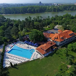 Otel Ostrova